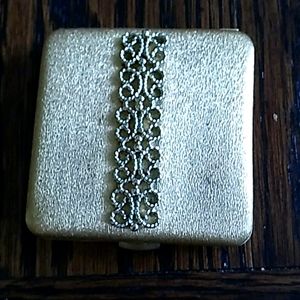 Vintage avon compact